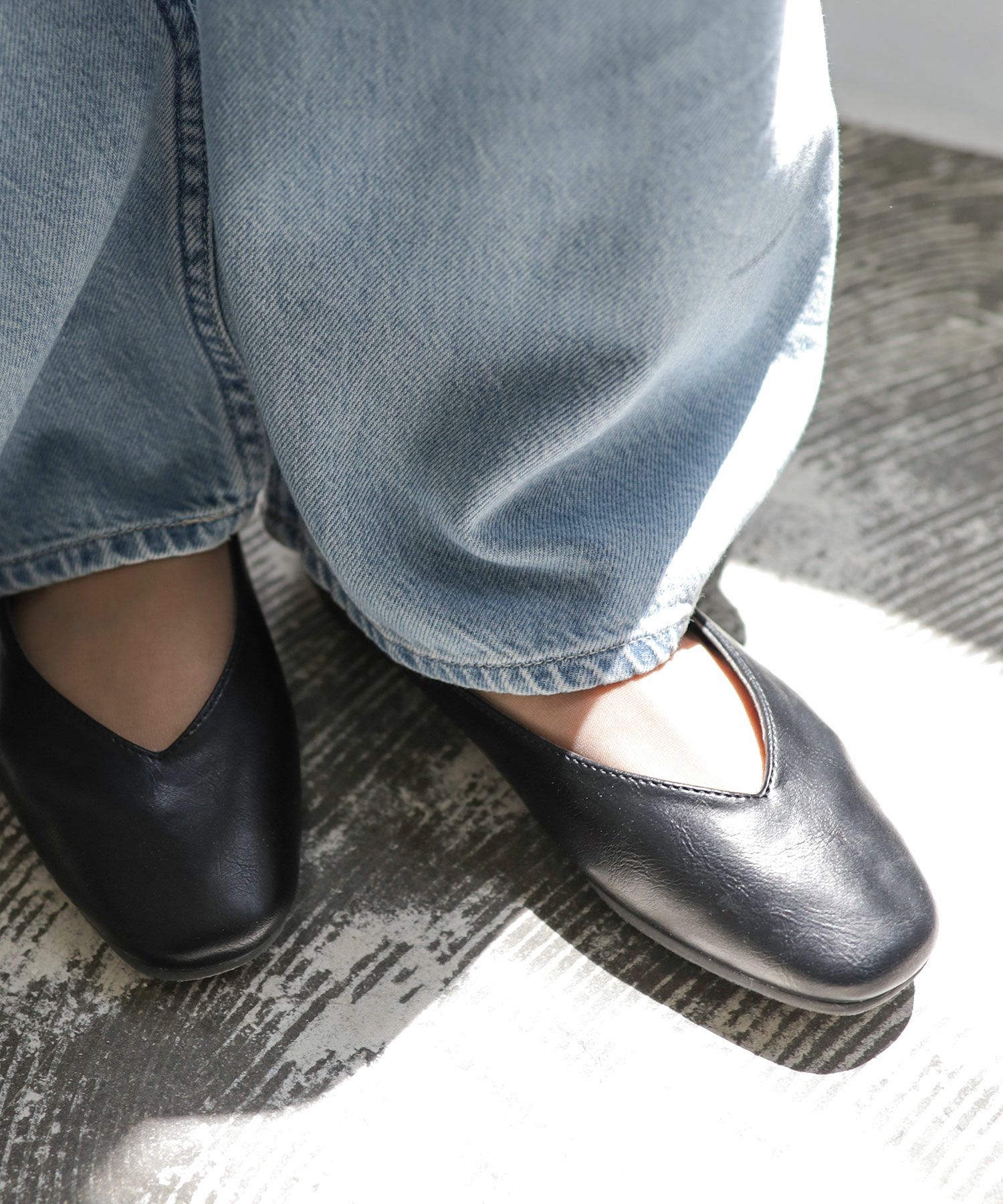 スクエアトゥフラットシューズVカットバブーシュパンプス 一部7月上旬入荷予定