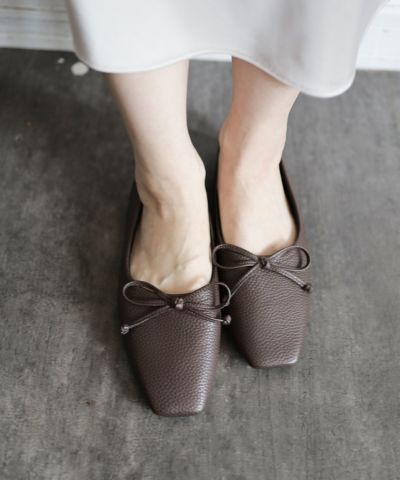 やわらかスムース素材のスクエアトゥ甲深バレエシューズ | SESTO