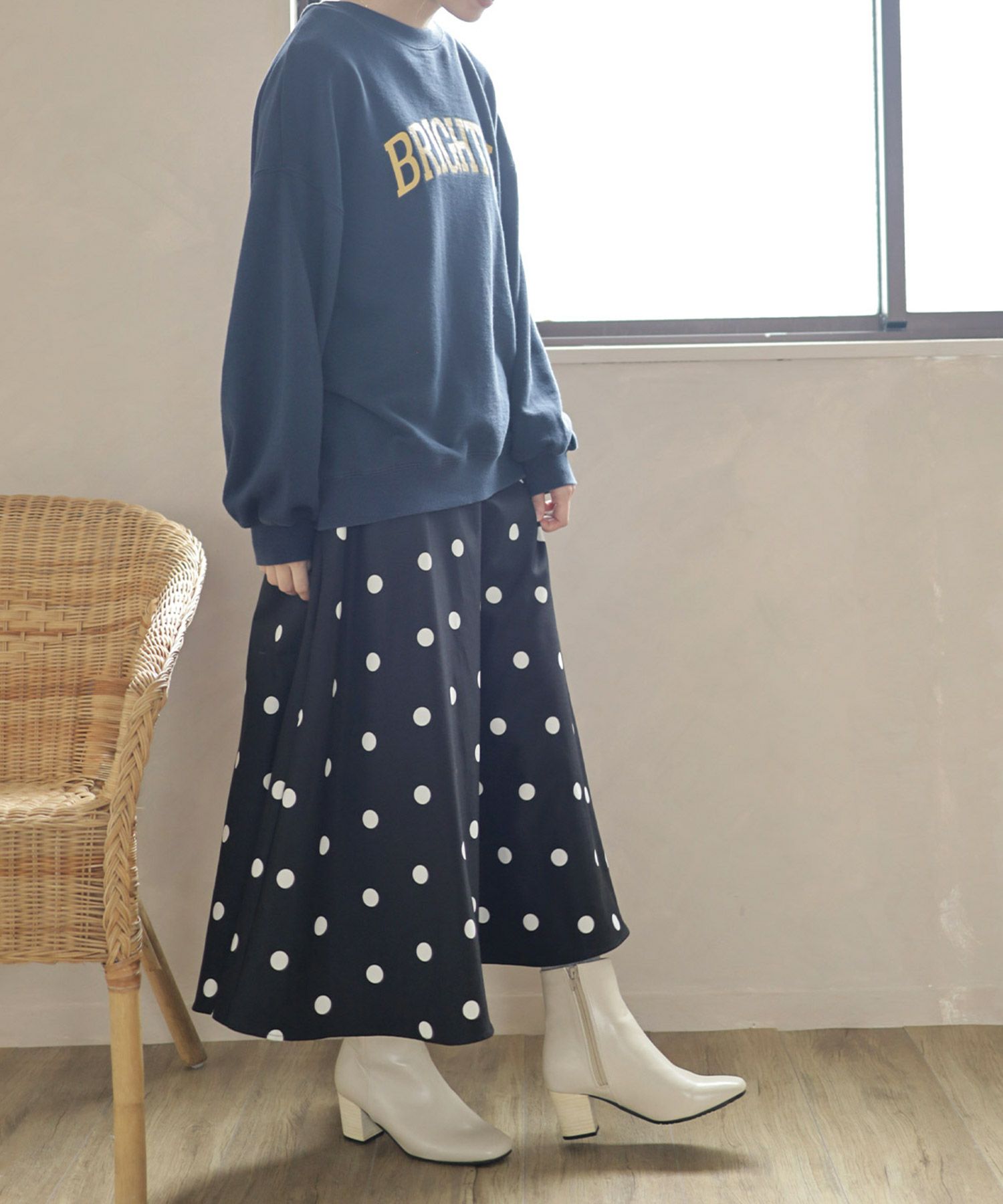 高級ウッドヒールのスクエアトゥショートブーツ