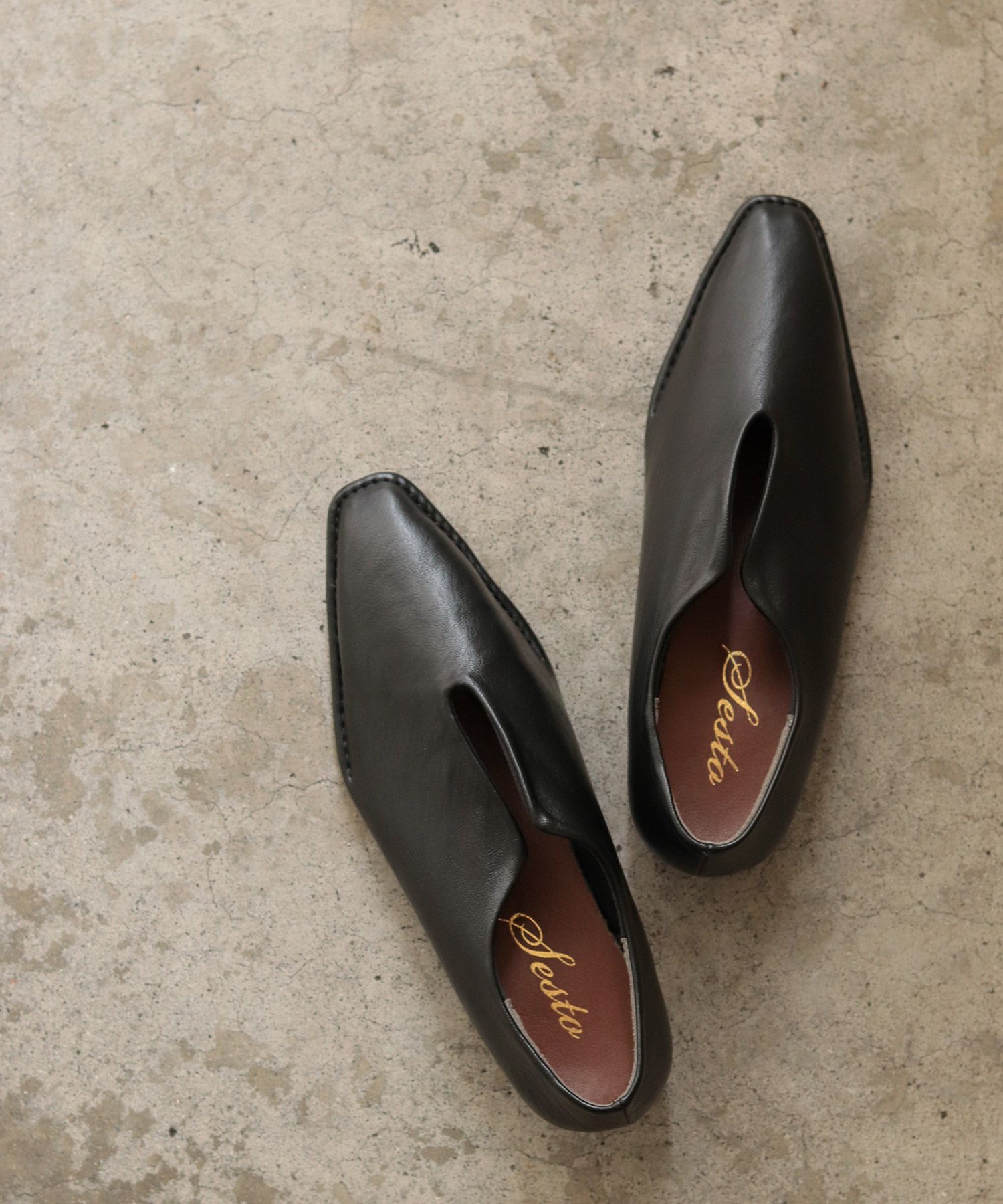 ステッチデザインローヒールVカットマニッシュパンプス | SESTO(セスト