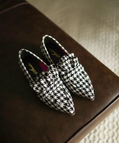 LOEWE ポインテッドトゥ ハイヒール 2025AWBI：甲浅ポインテッドトゥ ローファー（124）ブラックE