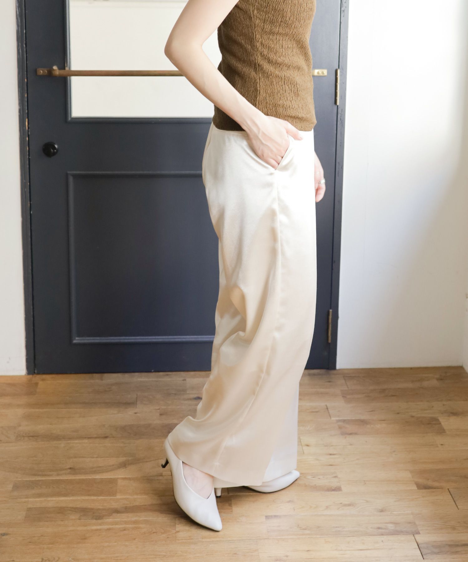 削れないかかとゴム＆高機能クッションの美脚ローヒールパンプス 一部8月下旬入荷予定