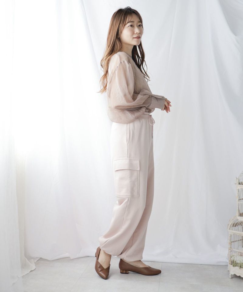 高機能クッションのVカット美脚ウッドヒールパンプス | SESTO