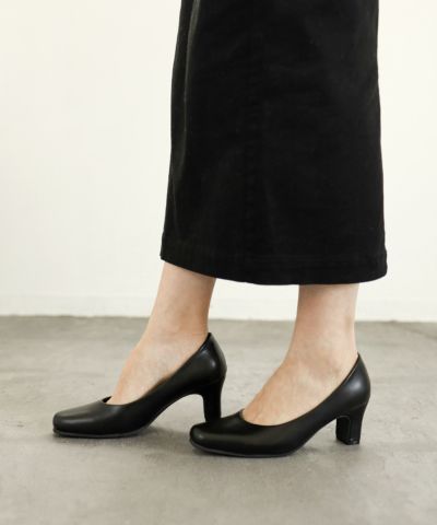 ゆったり幅広ふわふわクッションインソールスクエアトゥヒールパンプス 一部7月上旬入荷予定