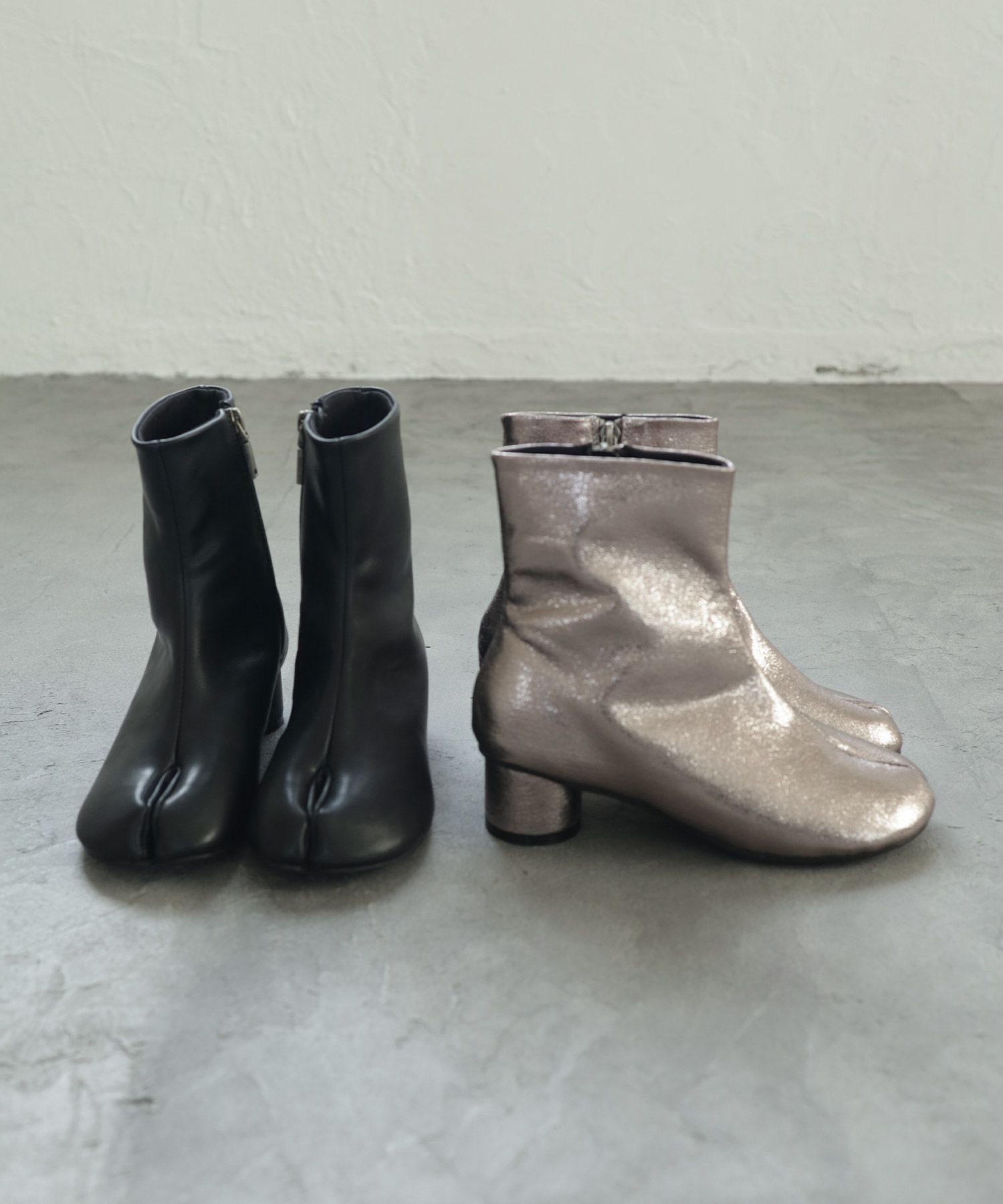 MM6 行う Maison Margiela】足袋ブーツ シルバーブーツ