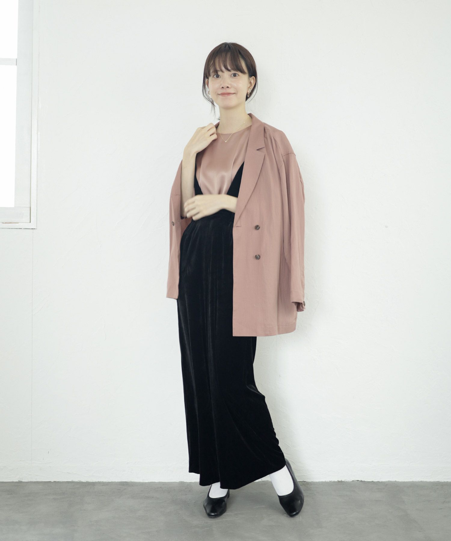 履き口ゴムの柔らか素材スクエアトゥパンプス▲返品不可