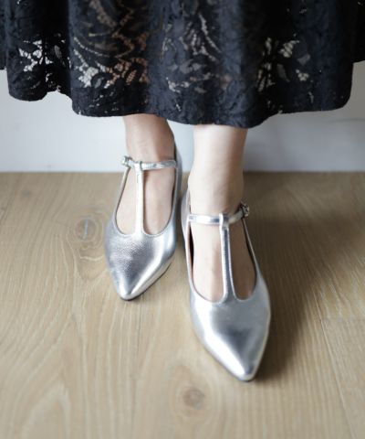 Tストラップミドルヒールパンプス 一部5月上旬入荷予定