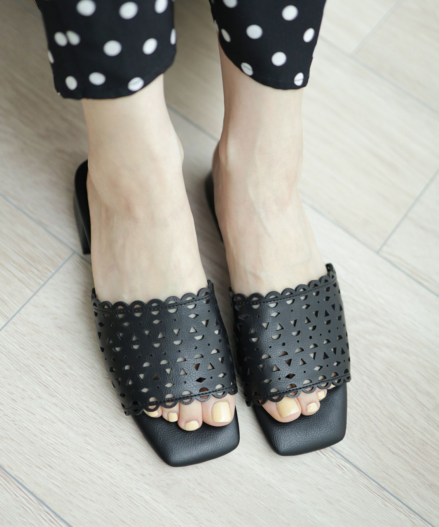 カットワークローヒールミュールサンダル△返品不可 | SESTO(セスト