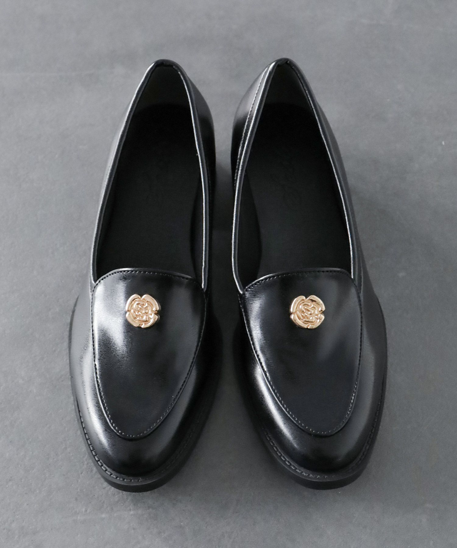 ビジューモチーフ付きトラックソールローファーパンプス【公式ショップ