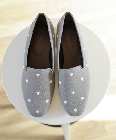 ハート刺繍ローファーパンプス NEWカラー・NEWサイズ△返品不可